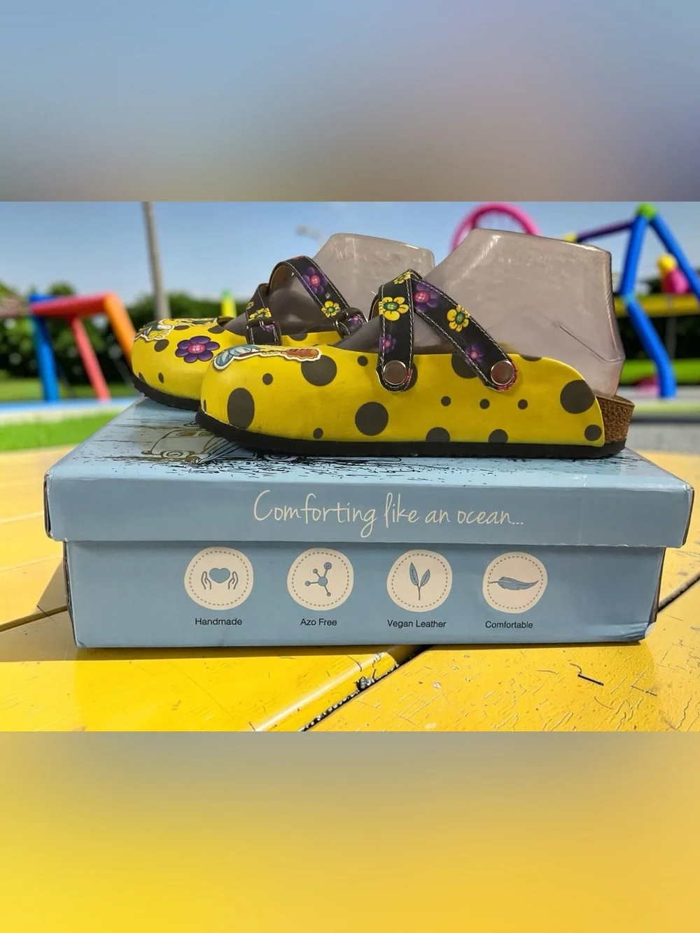 Kids Calceo Yellow Bee Print Mary Jane Clogs w/Cork Style Sole Size EU 35/US 3.5